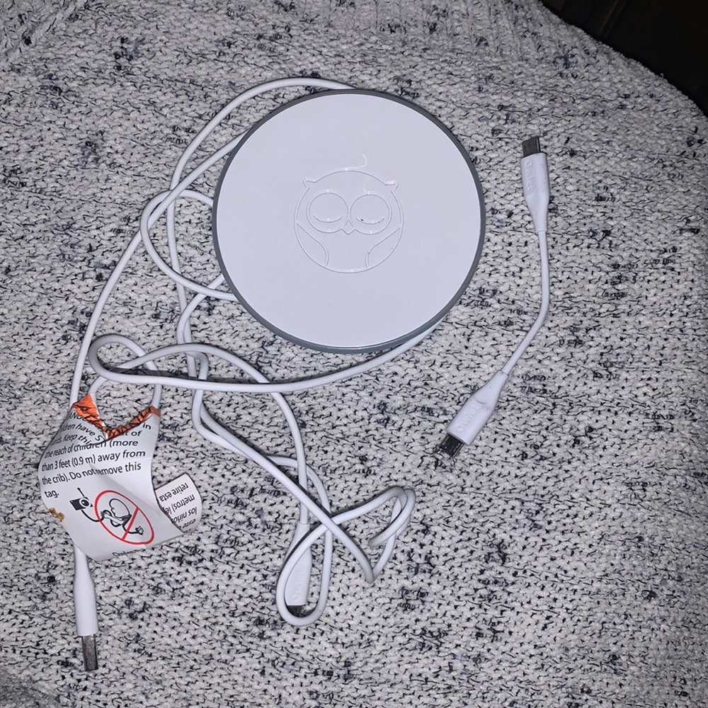 Owlet base station and charging cords